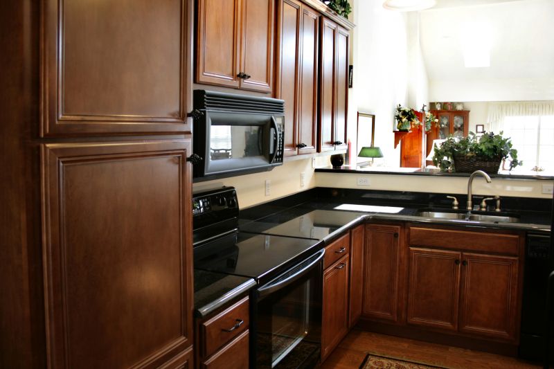 Kitchen Cabinets Refacing in Dayton, OH