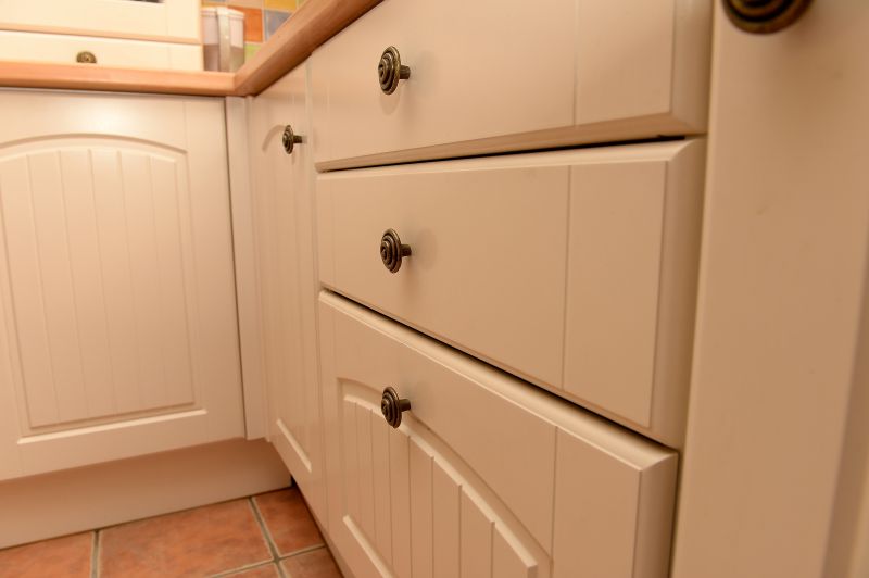 Oak Cabinet Remodeling in Cincinnati, OH